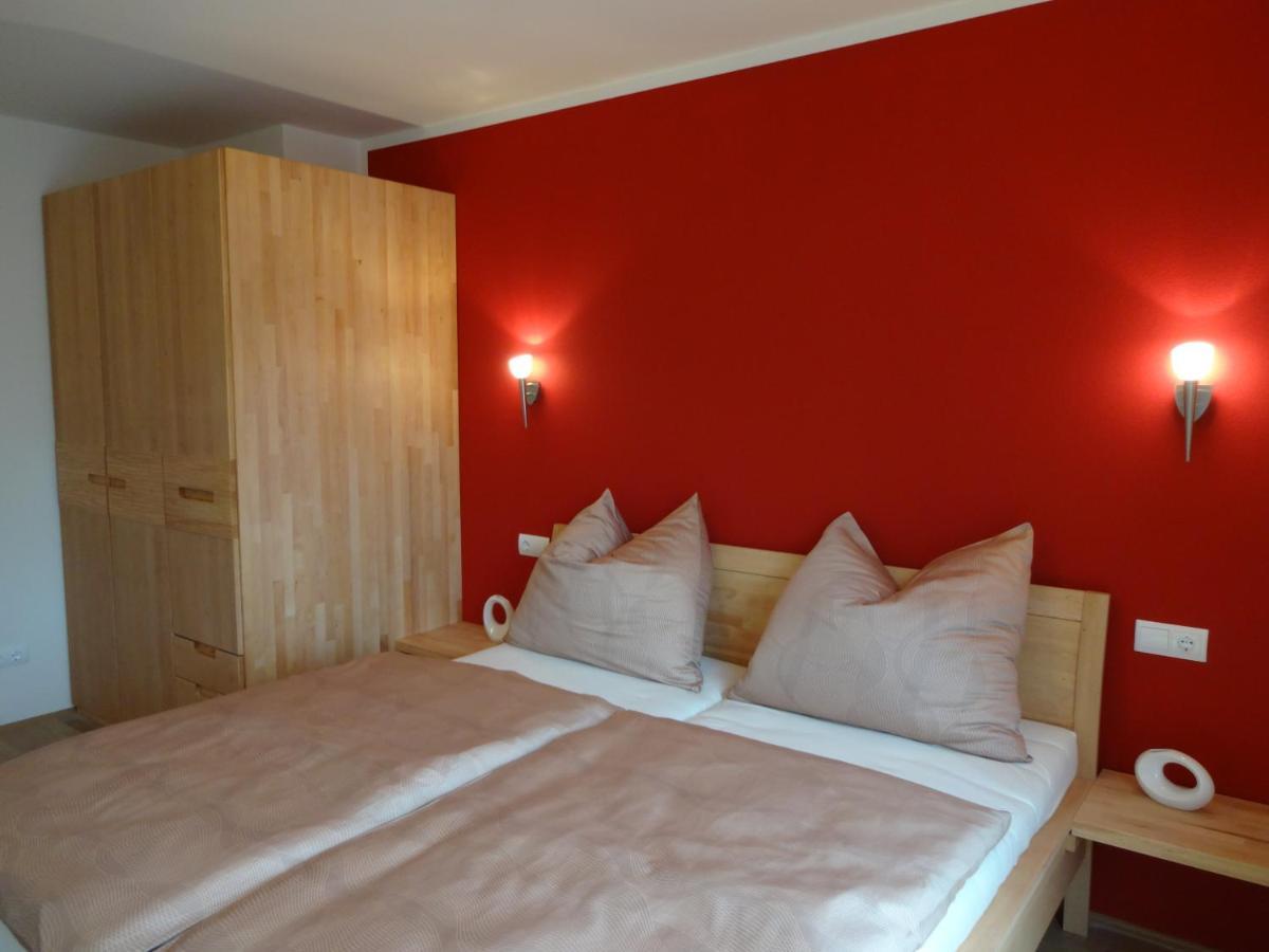 "Nature Erleben" Appartement & Komfortzimmer Фельден-ам-Вертерзе Екстер'єр фото